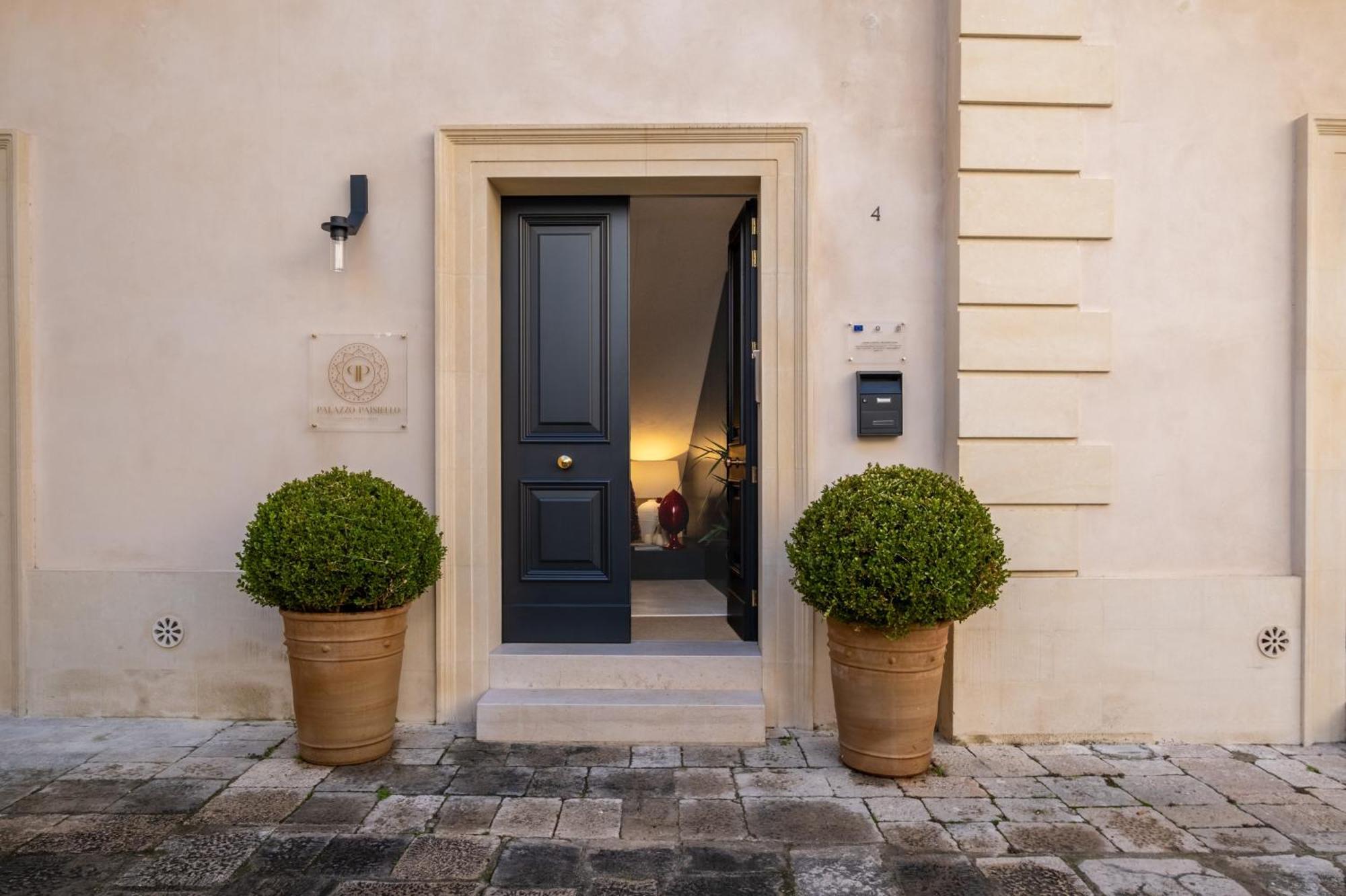 Palazzo Paisiello - Luxury Rooms Lecce Extérieur photo